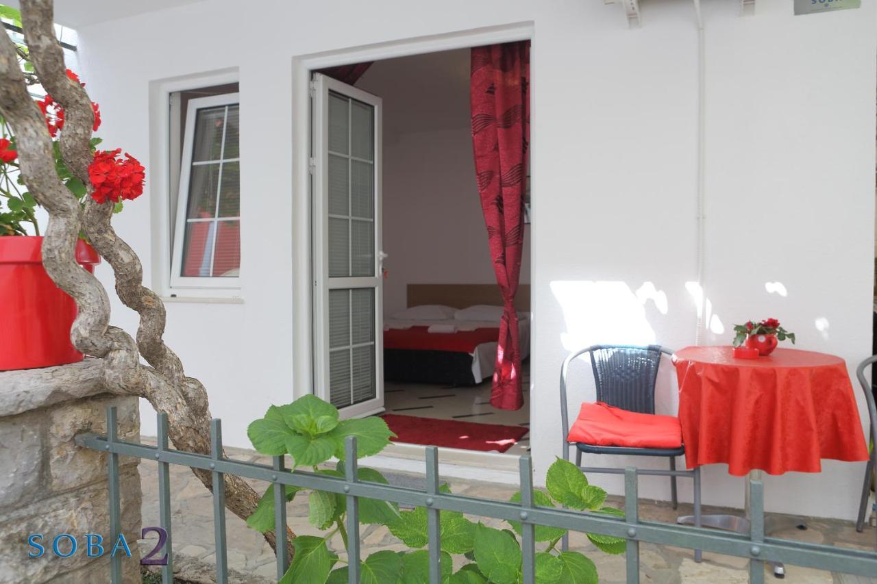 Apartmani Jedro 拉法洛维奇 外观 照片