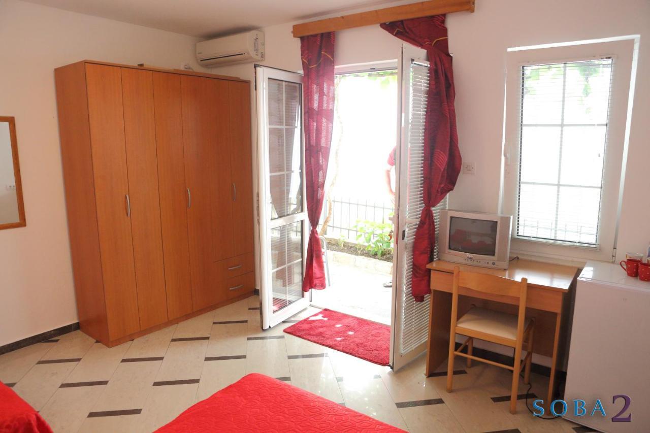 Apartmani Jedro 拉法洛维奇 外观 照片