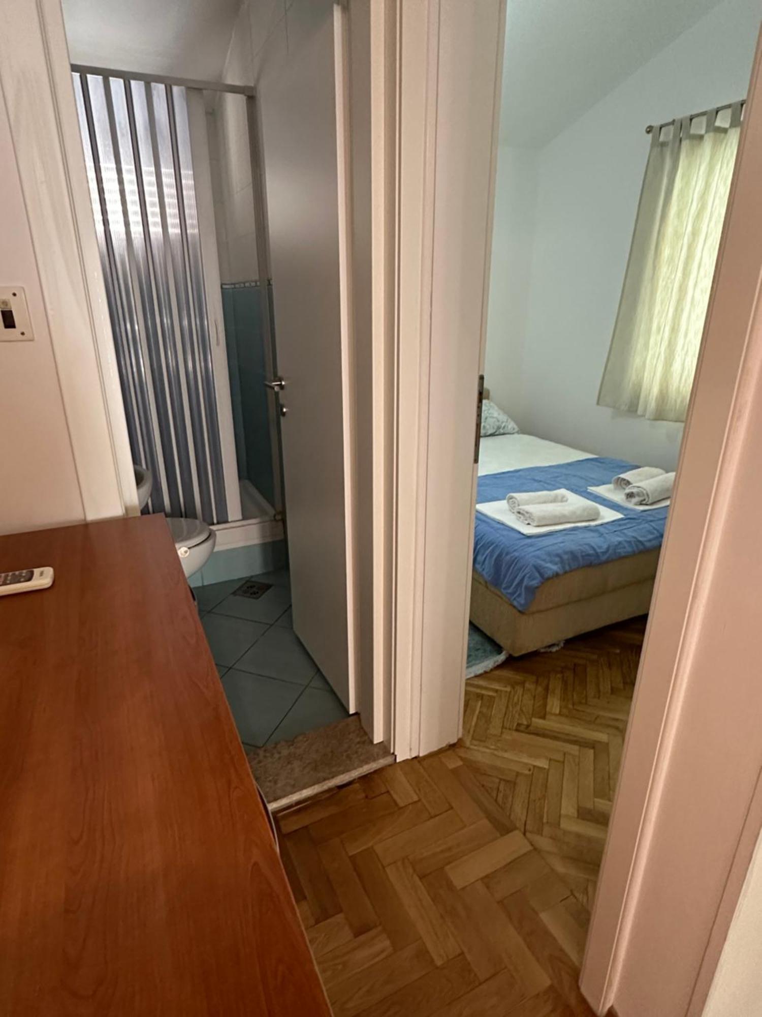 Apartmani Jedro 拉法洛维奇 外观 照片